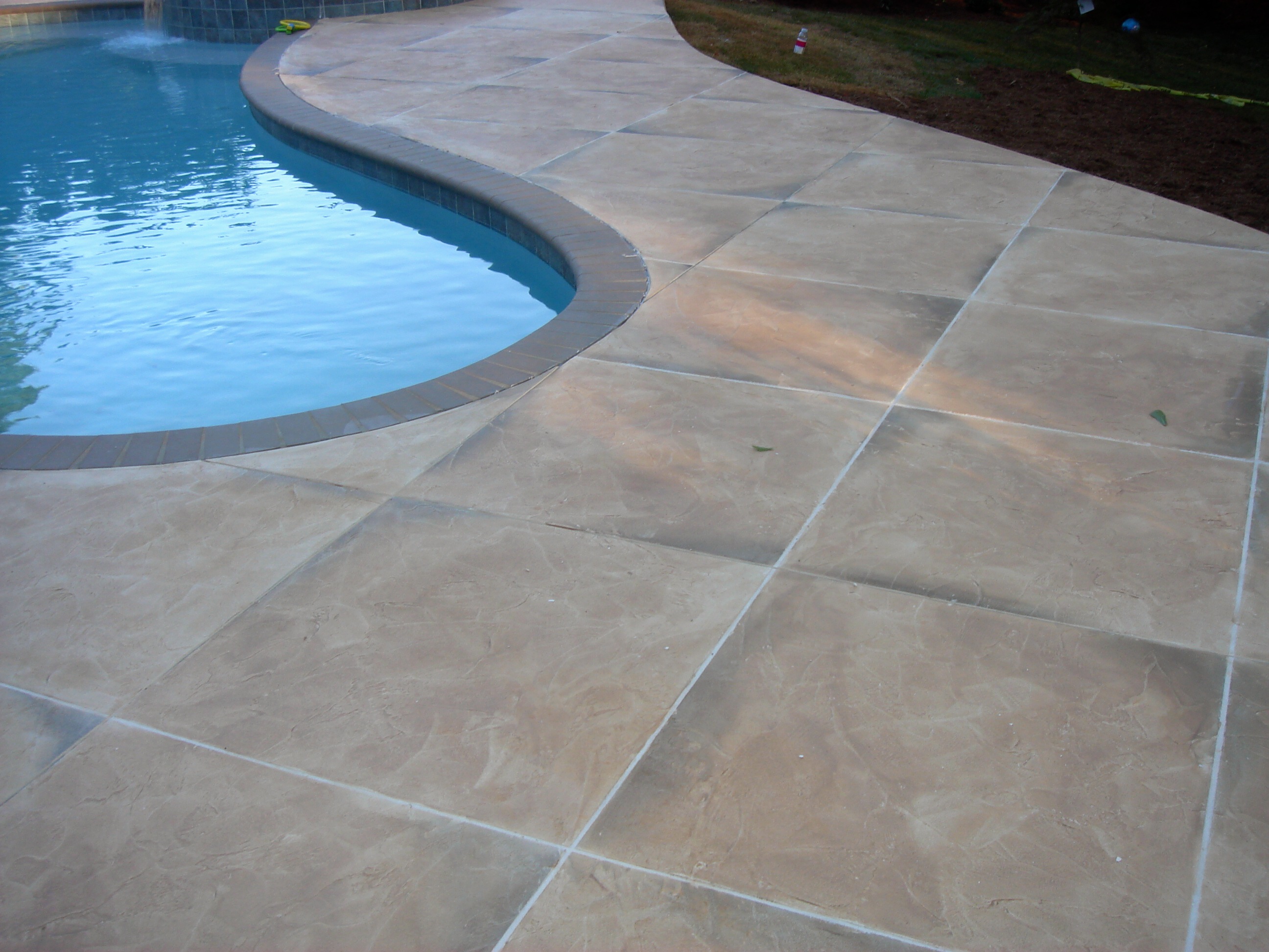 repair-your-pool-decking-with-concrete-lifting-lift-right-concrete